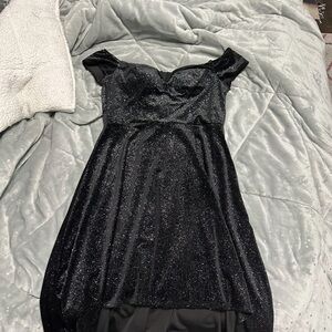 Premier Amour Classic Black Apparel